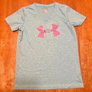 Under Armour Kids Blue and Pink Graphic T-Shirt Size Youth Medium